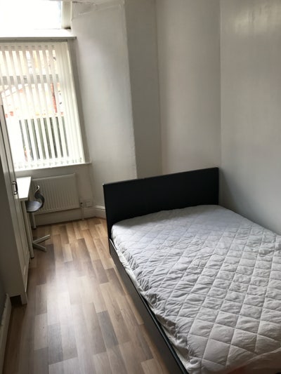 Friendly Student House Main Photo