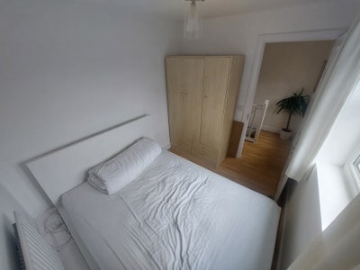 Bright funished room in Shepherd's Bush Main Photo