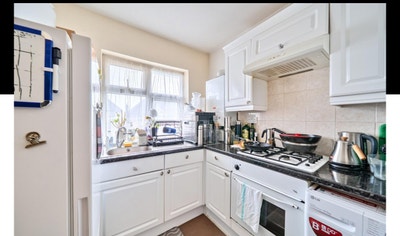  One bedroom House in Wembley  Main Photo