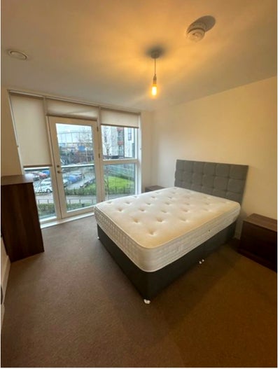 Double En Suite Room - Brindley Place Main Photo