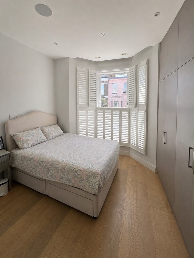 Double Room Available in Fulham  Main Photo