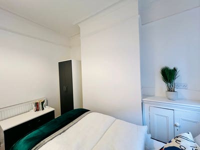 Single room Main Photo