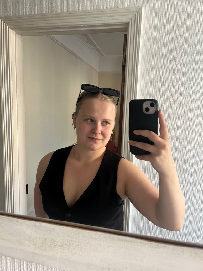 Looking for room/houseshare! Main Photo