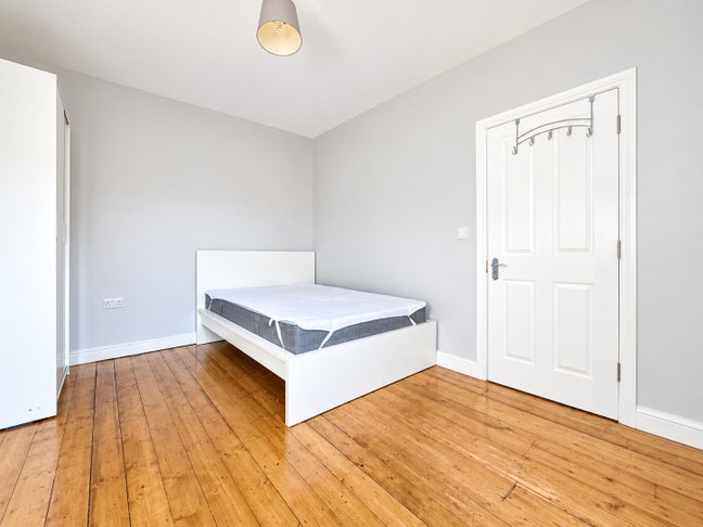 All Bills Included! Furnished, Double Room Main Photo