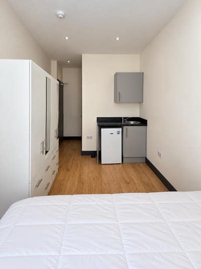 Studio near Hampstead & Camden - bills included Main Photo