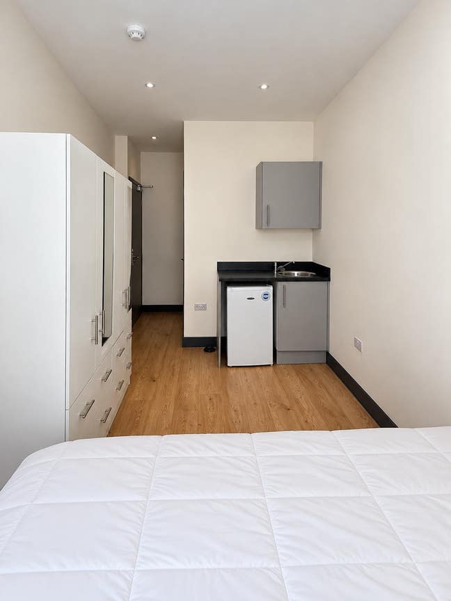 Studio near Hampstead & Camden - bills included Main Photo