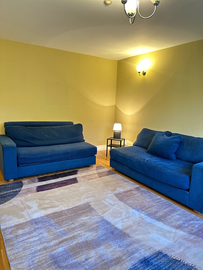 Prime 2-Bed House or Rooms Near Acton Town Tube Main Photo