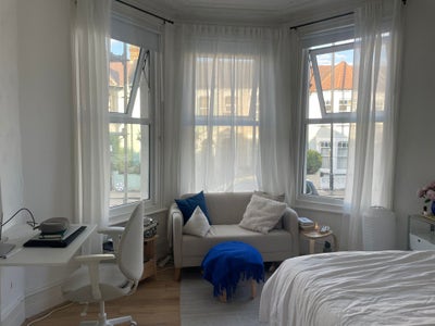 Large room in Harringay Ladder sharehouse Main Photo