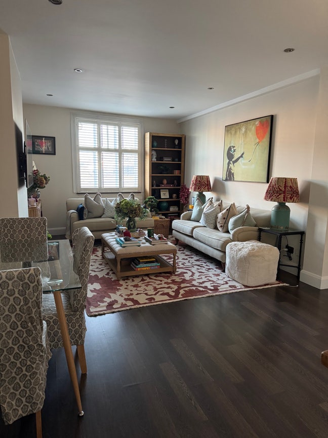 Peaceful, clean and comfortable home in Chelsea Main Photo