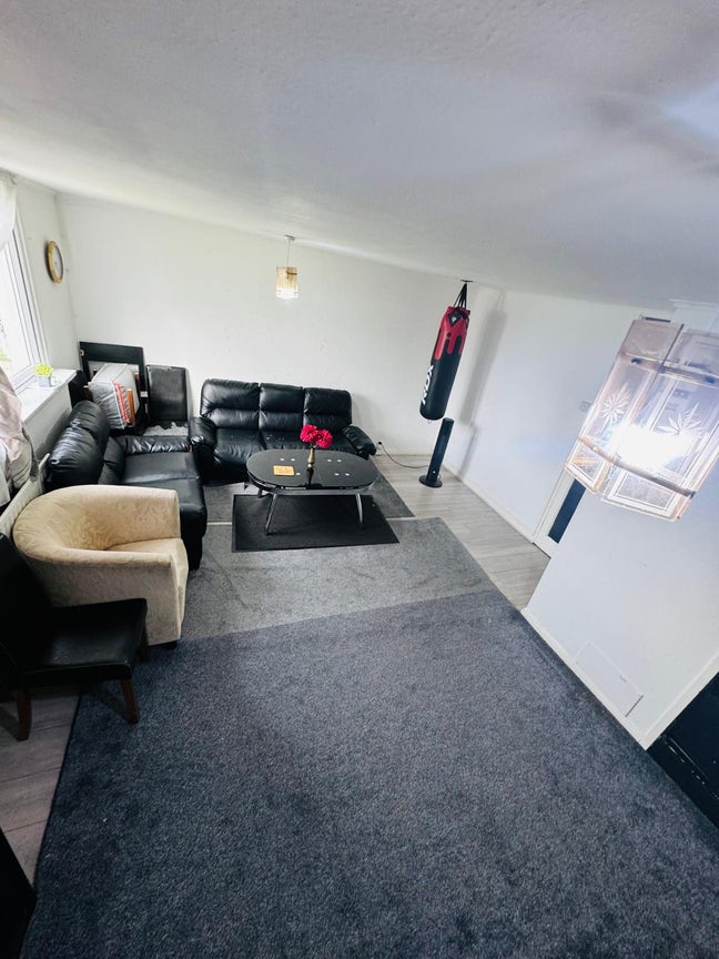 🏠 Double Room Available – Colindale Main Photo