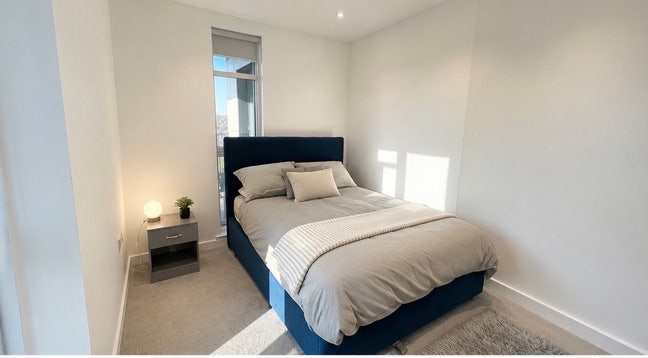Cozy Room in Quiet Neighborhood! Main Photo