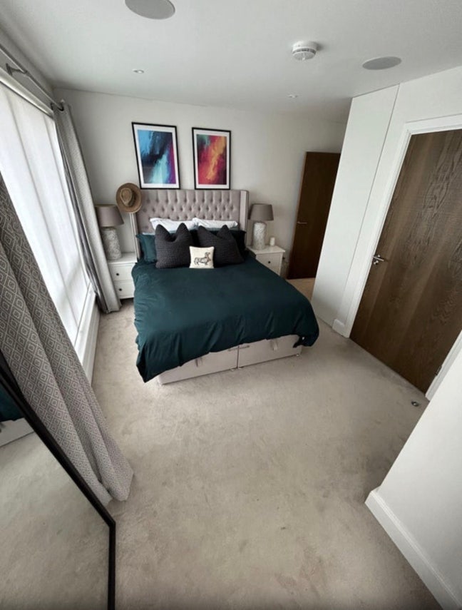 Master Bedroom Ensuite - Single Occupancy Main Photo