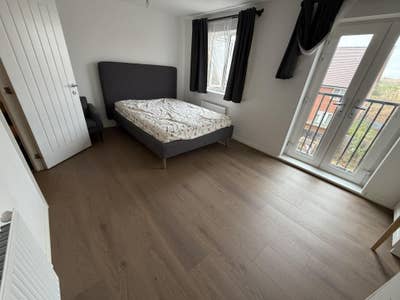 Extra-Large Double room – Bletchley, Milton Keynes Main Photo