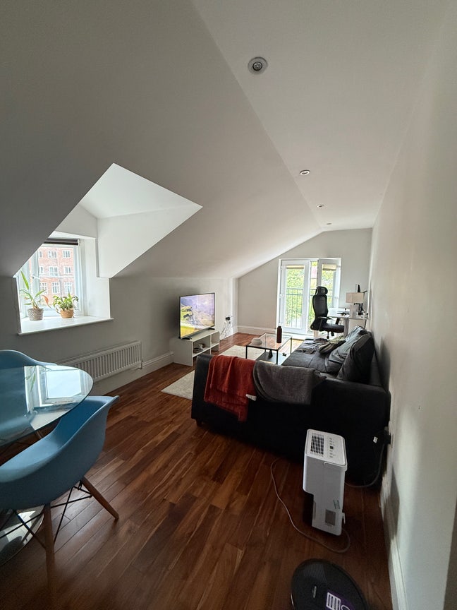 Double En-Suite Putney Main Photo