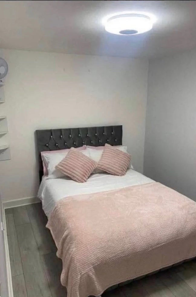 Modern Double room Dunstable Main Photo