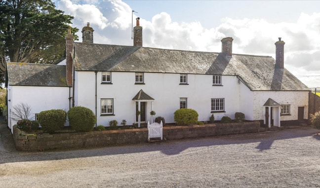 Double Room in 14th-Century Farmhouse Near Exeter Main Photo