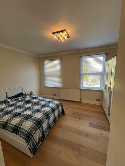 Huge double room in Canning Town Main Photo