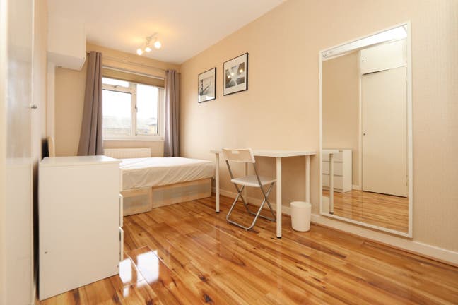 ⚡Beautiful Rooms in Mile End!⚡ Main Photo