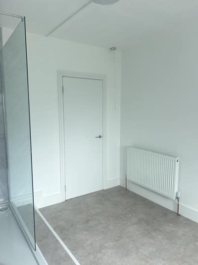 4 large double Rooms Available to rent  Main Photo