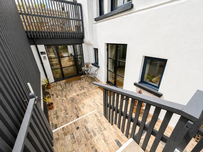 All Bills Included - Unique 1 Bed Flat Main Photo