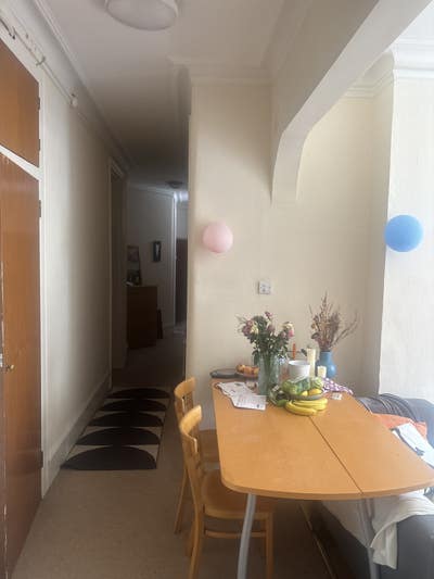 Cozy double room in Barons Court 💓 Main Photo