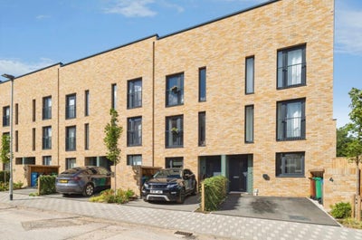 Whole floor in 3 bed 3 story town house,Collyhurst Main Photo