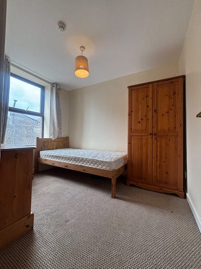 Dromore One Bed Apartment Main Photo