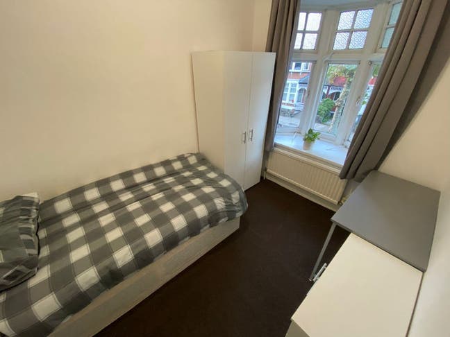 Lovely room | 2min from Clapton | fully furnitured Main Photo