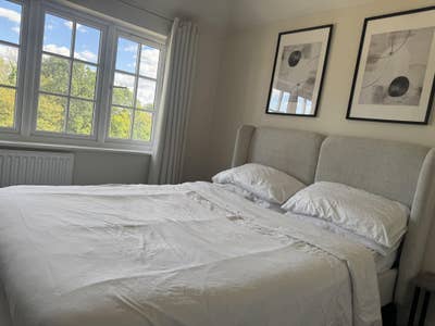 Furnished Double Room in Spacious Detached House  Main Photo