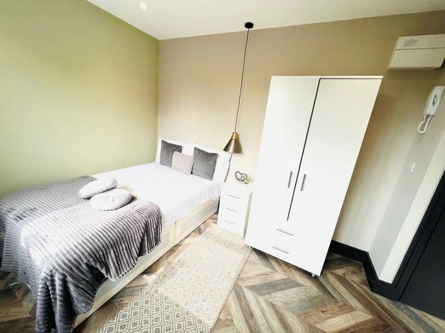 🛏️ ✨En-Suite Room to Let in Streatham Main Photo