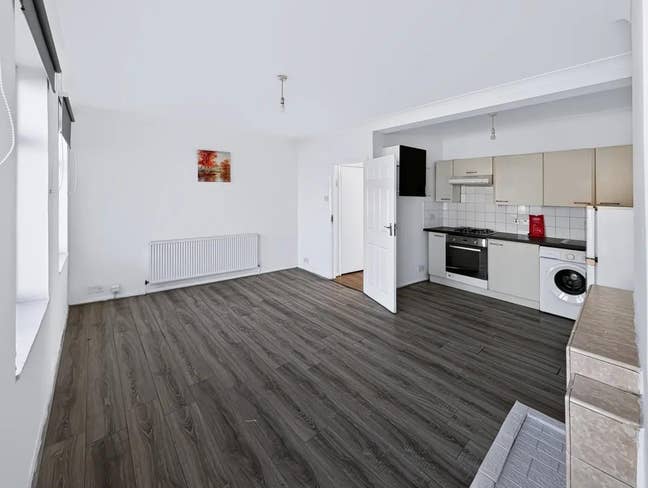 ***3 Bedroom Maisonette to Rent in EN3*** Main Photo