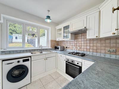 3 bed 3 bath - Finchley Central N3  Main Photo