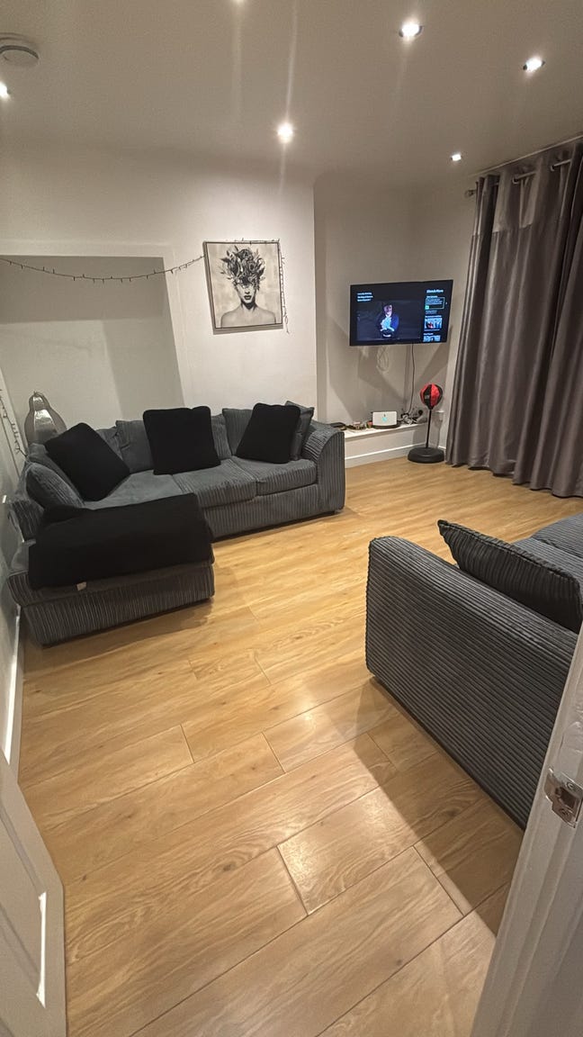 Double Room with Ensuite in RM95ST Main Photo