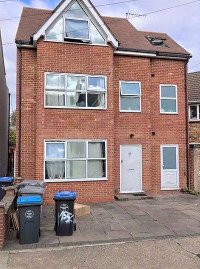 Single Room in Wembley Central Main Photo