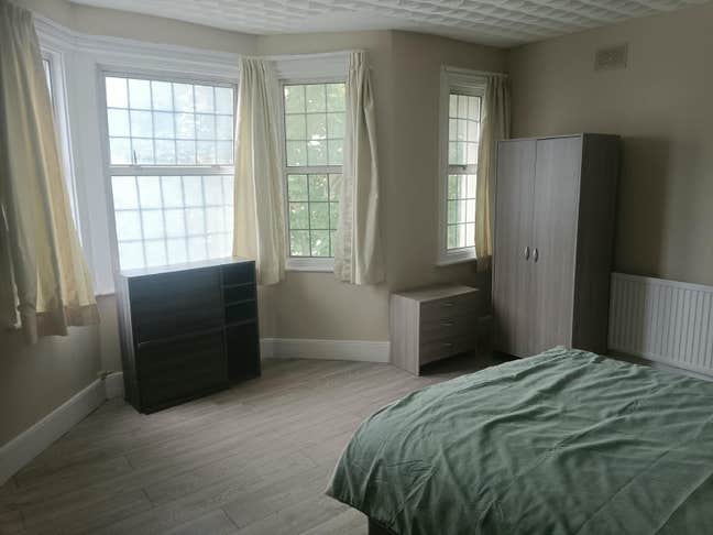 Exclusive Offer,, Close to Town Centre, Uni, Lidl  Main Photo