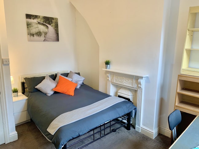 Double Room Near Salford Royal 🏥 🌆🚉🏬 Main Photo