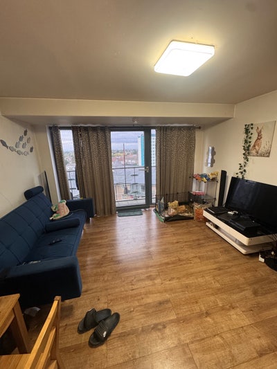 Cozy - Double bed room With Private Bathroom  Main Photo