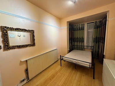 3 Double rooms for double occupancy East ham, E6 Main Photo