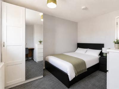 ✨ Stylish Double Rooms | Science Park Main Photo