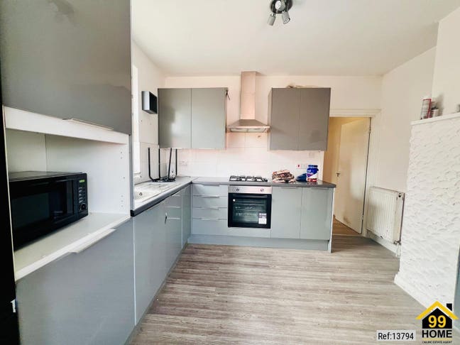Double Room Available  Main Photo
