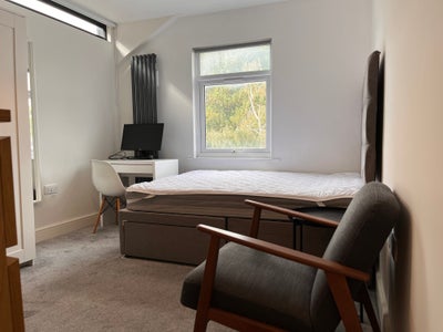 Modern En-Suite | Incl Bills  Main Photo