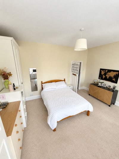 Couples Room available in sunny Earlsfield terrace Main Photo