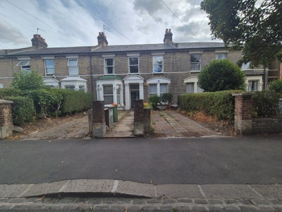 Spacious 3 bedroom flat in Forest Gate, E7 Main Photo