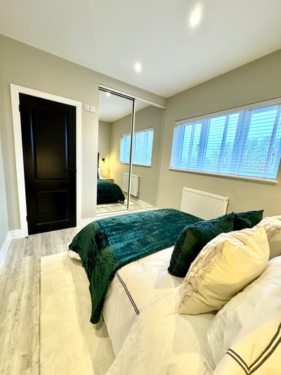 🔥Wow 😍 Studio Heaven 🛌 | Bliss ✅ 4️⃣Min🏥 Main Photo