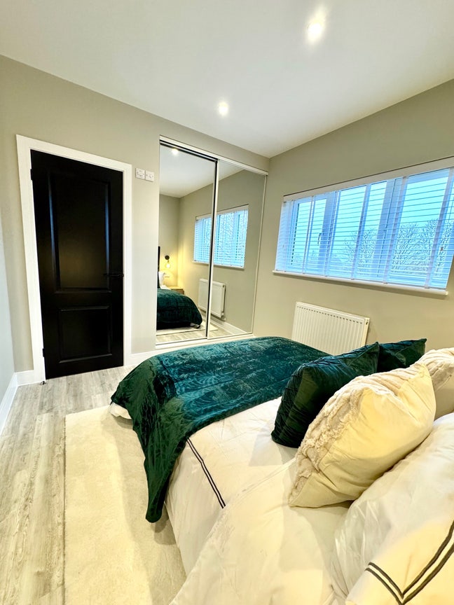 🔥Wow 😍 Studio Heaven 🛌 | Bliss ✅ 4️⃣Min🏥 Main Photo