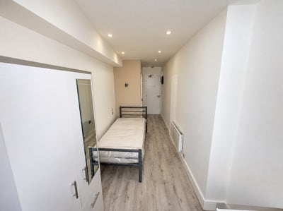 DSS-Studio Flat Available in Clapton Hackney E5 Main Photo
