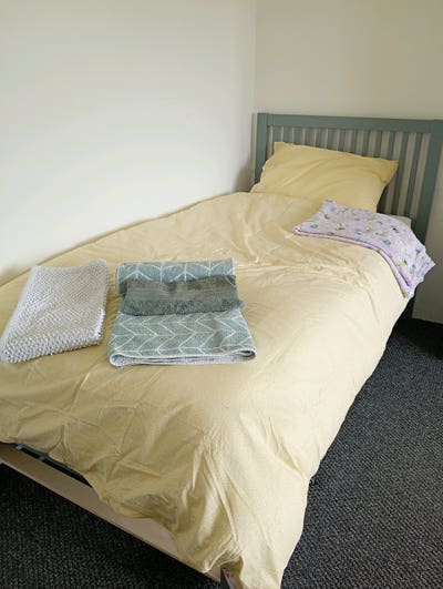Lovely and bright spacious double room Main Photo