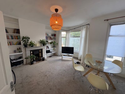 Lovely double room in Kensal Green Main Photo