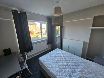 Newly Refurbished Rooms - Ely  Main Photo
