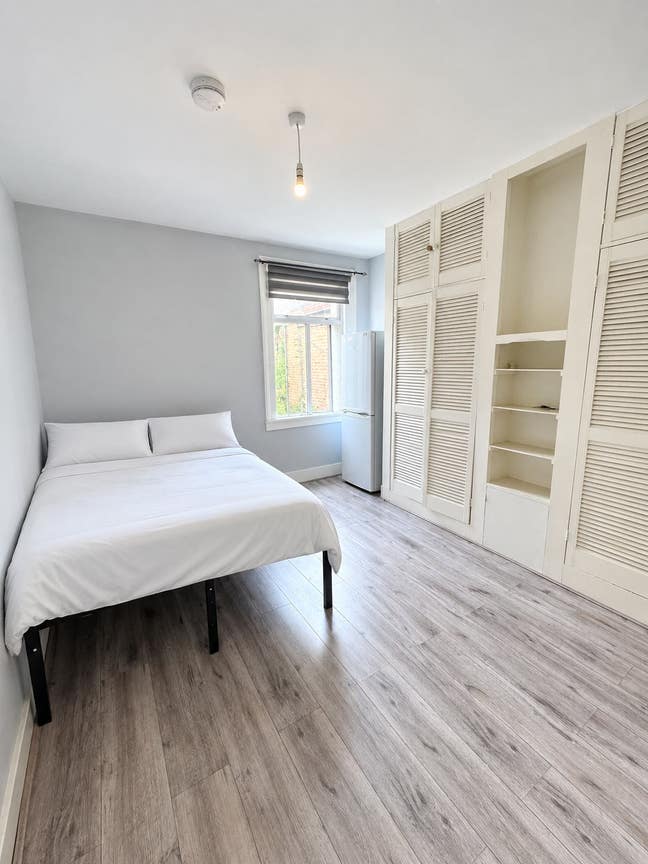 2X Double Rooms Ponders End |0 Deposit |1 Person  Main Photo